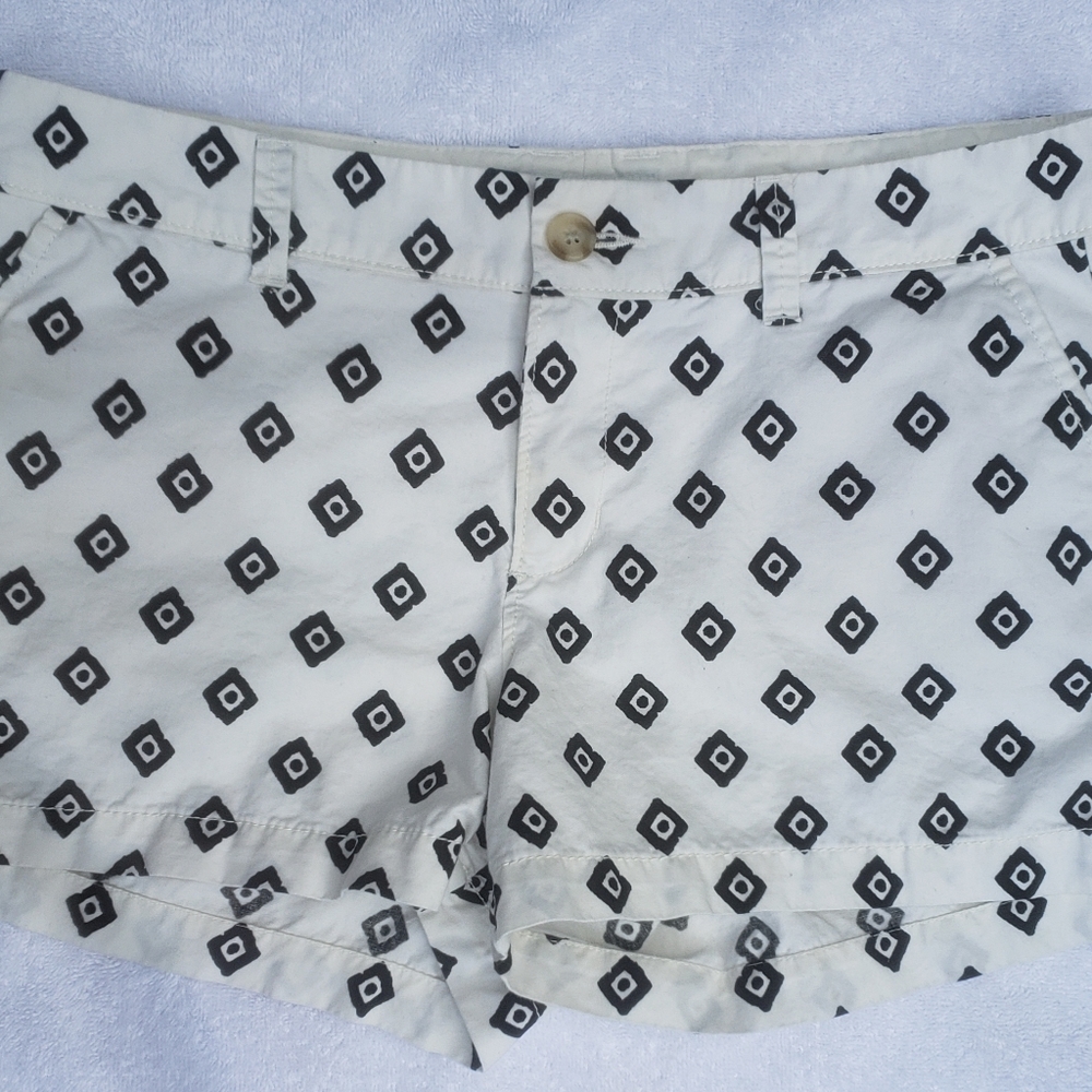 Women's Geometric Shorts